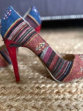 Chinese Laundry Multicolor Striped Fabric Pumps with Red Heel